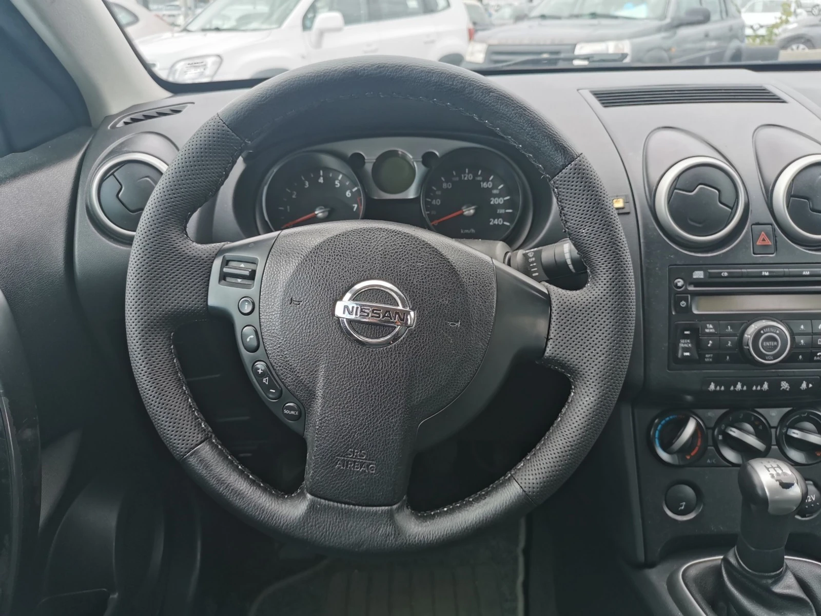 Nissan Qashqai 1.6i - изображение 10