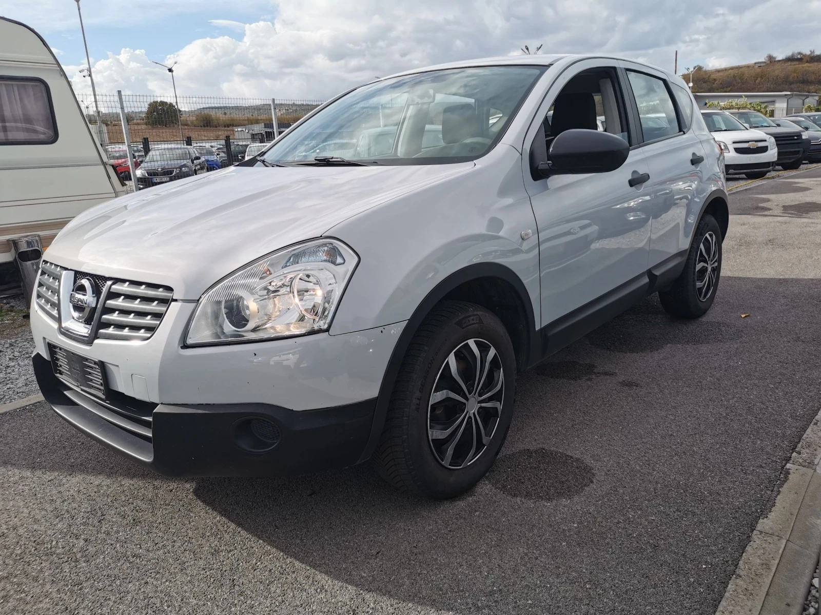 Nissan Qashqai 1.6i - изображение 3