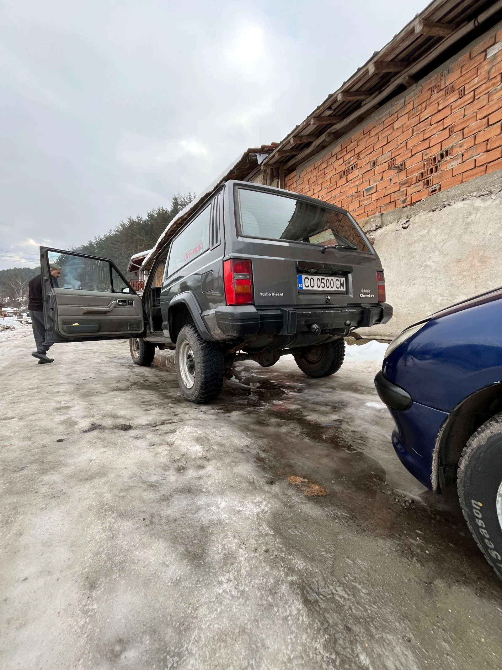 Jeep Cherokee  - изображение 9