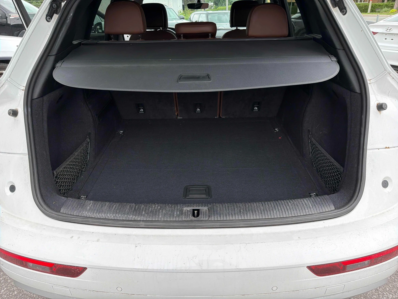 Audi Q5 Komfort * Keyless * CARFAX * АВТО КРЕДИТ * , снимка 6 - Автомобили и джипове - 54974755