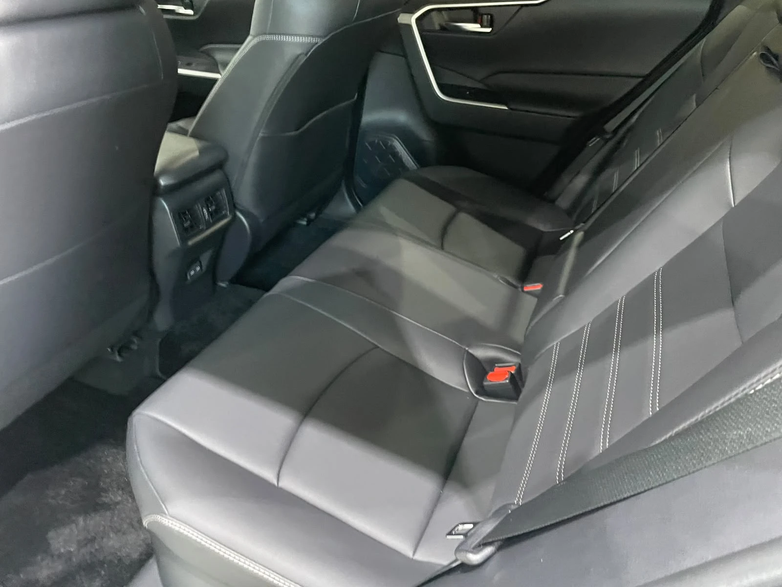 Toyota Rav4 2.5 Hybrid ! AWD !, снимка 12 - Автомобили и джипове - 55293909