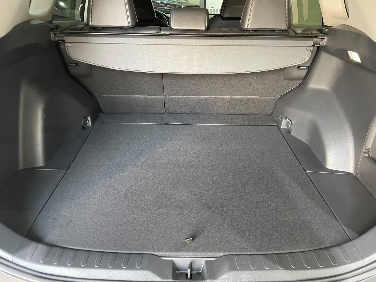 Toyota Rav4 2.5 Hybrid ! AWD !, снимка 17 - Автомобили и джипове - 55293909
