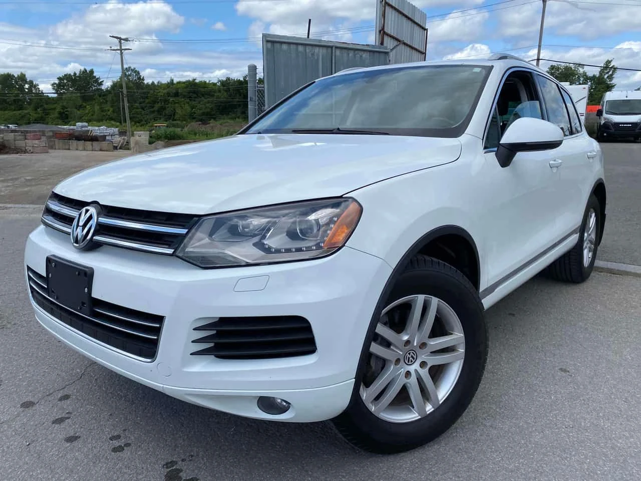 VW Touareg АВТОКРЕДИТ * ГЛАВНО ПРЕДСТАВИТЕЛСТВО