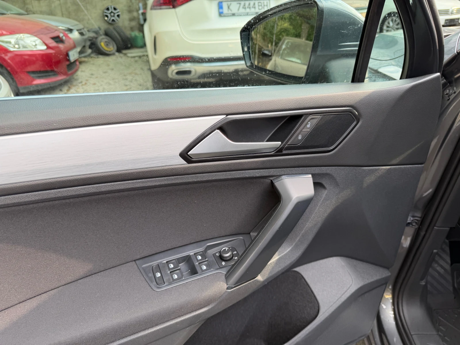 VW Tiguan 2.0TDI* DSG | Mobile.bg � ����������� 10