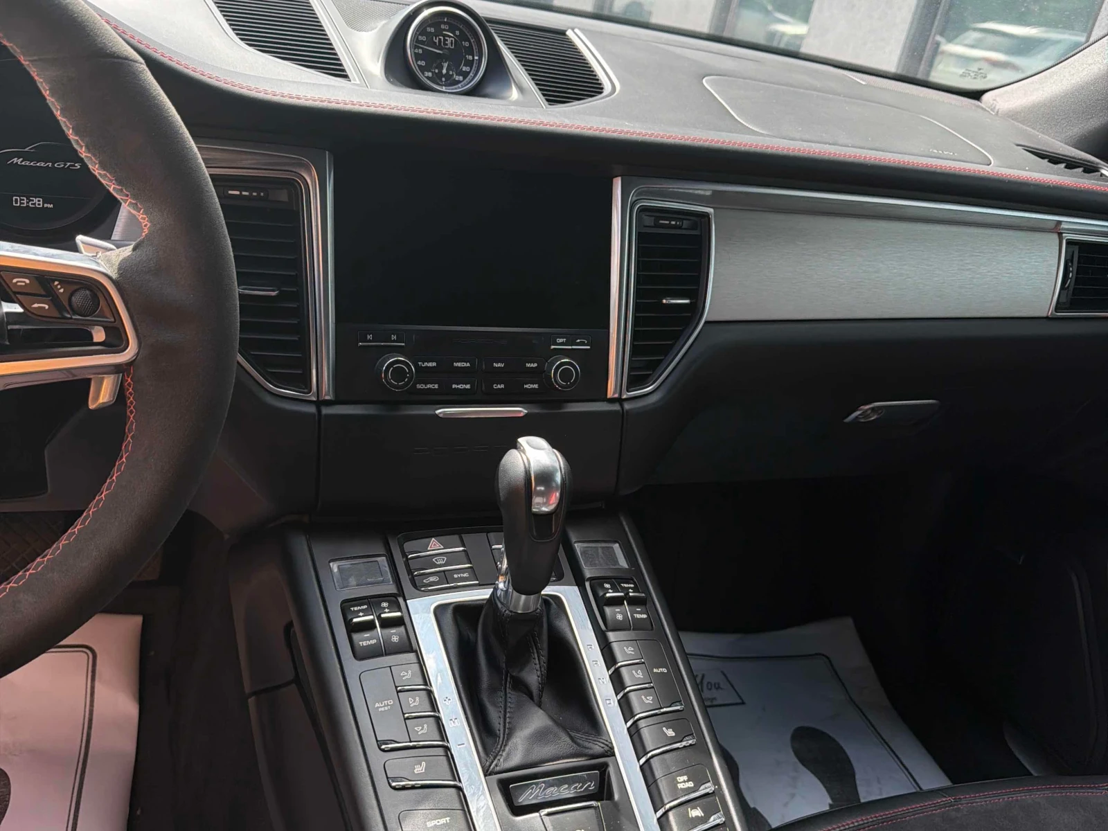 Porsche Macan  GTS / MATRIX / CARFAX / АВТОКРЕДИТ, снимка 9 - Автомобили и джипове - 55896436