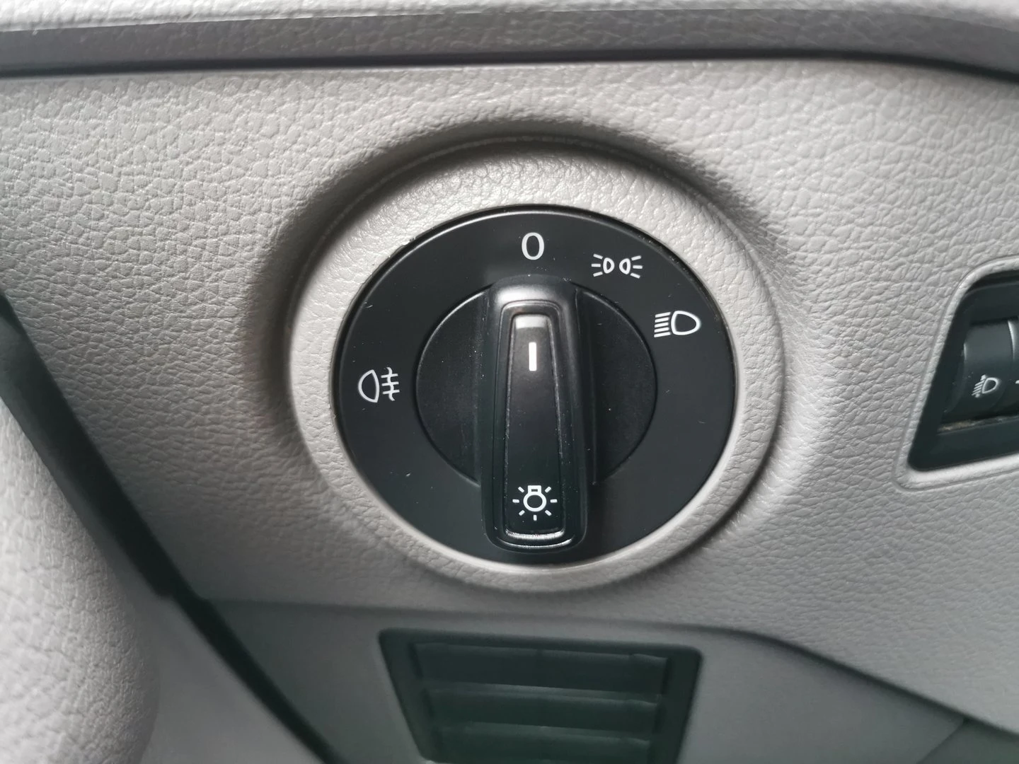 VW Crafter 35 DC Chassis M TDI ������ | Mobile.bg � ����������� 11