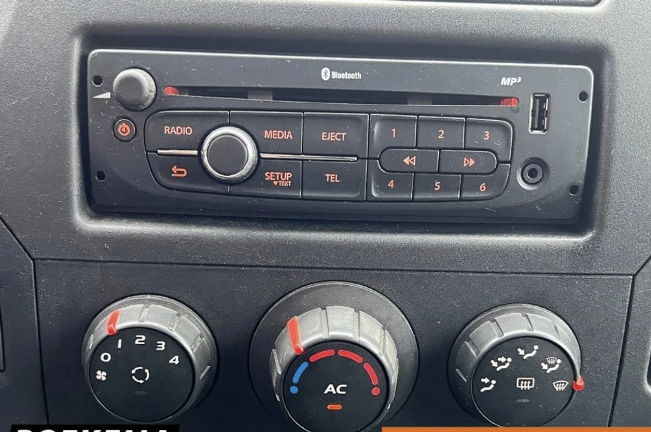 Renault Master, снимка 7 - Бусове и автобуси - 54665393