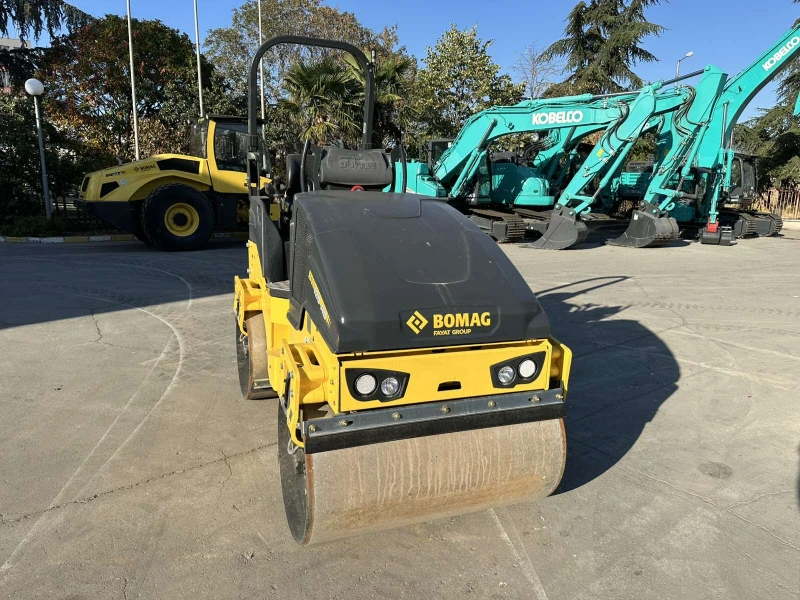 Валяк BOMAG BW120AD-5, снимка 2 - Индустриална техника - 51978773