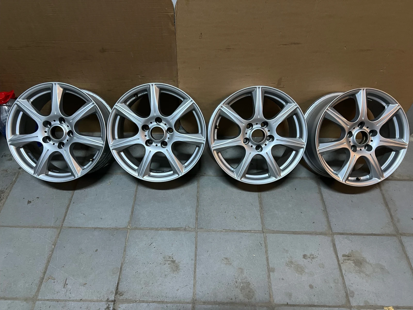 ������ | Mobile.bg � ����������� 4