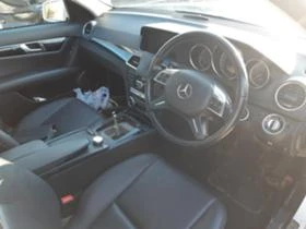 Mercedes-Benz C 220, снимка 3