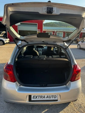 Toyota Yaris 1.4D-4D, ПАРКТРОНИК, МУЛТИФУНКЦИОНАЛЕН ВОЛАН, снимка 4
