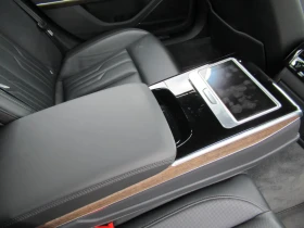 Audi A8 50TDI/286HP/MASSAGE/AHK/PANO/HUD/MEMO/B&O/465q, снимка 16
