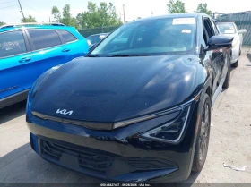 Kia EV6 Light Long Range Awd, снимка 12