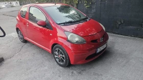 Toyota Aygo 1.0 I, снимка 2