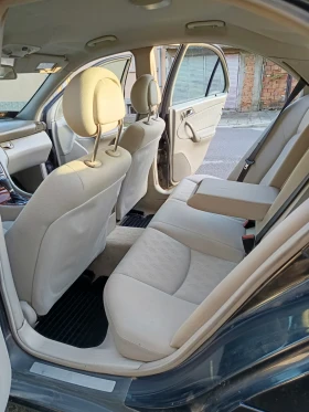 Mercedes-Benz C 220, снимка 5