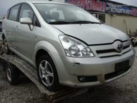 Toyota Corolla verso 2.2/2.0 D4D 3бр. - [7] 