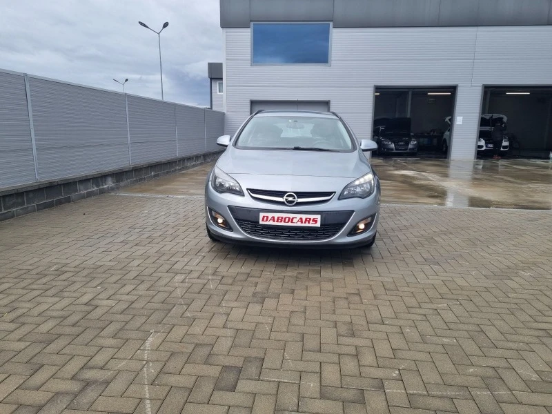 Opel Astra 1.6 d, снимка 1 - Автомобили и джипове - 46355421