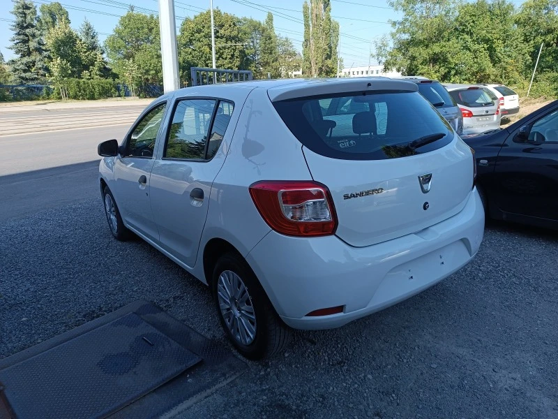 Dacia Sandero 1.2i ГАЗ, снимка 4 - Автомобили и джипове - 47747123