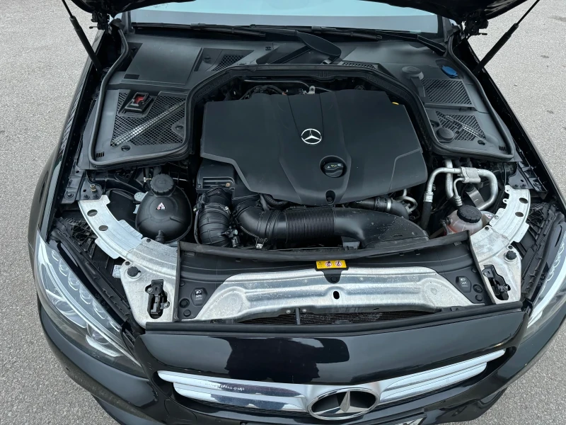 Mercedes-Benz C 220 4 Maric, снимка 15 - Автомобили и джипове - 48288684