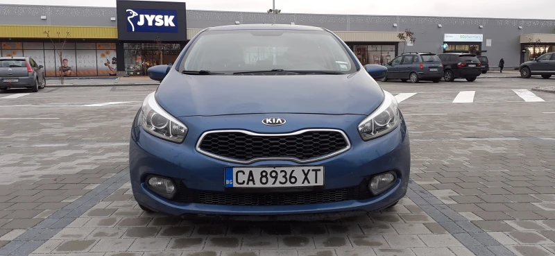 Kia Ceed, снимка 1 - Автомобили и джипове - 48324587