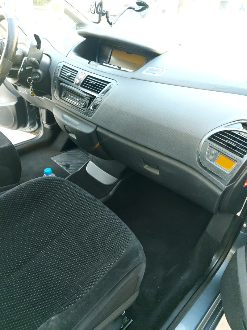Citroen C4 Picasso 2.0i 16V, снимка 10 - Автомобили и джипове - 51273213