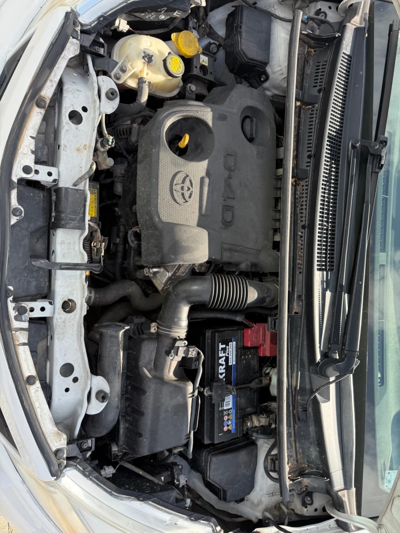 Toyota Yaris, снимка 8 - Автомобили и джипове - 52597842