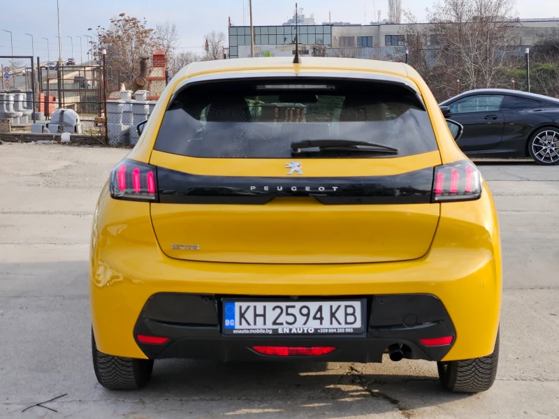 Peugeot 208, снимка 6 - Автомобили и джипове - 52876693