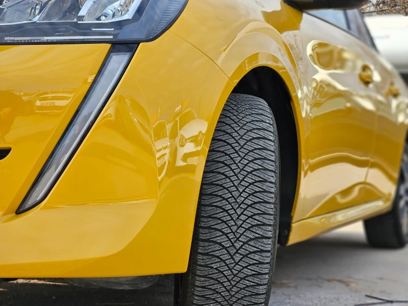 Peugeot 208, снимка 3 - Автомобили и джипове - 52876693