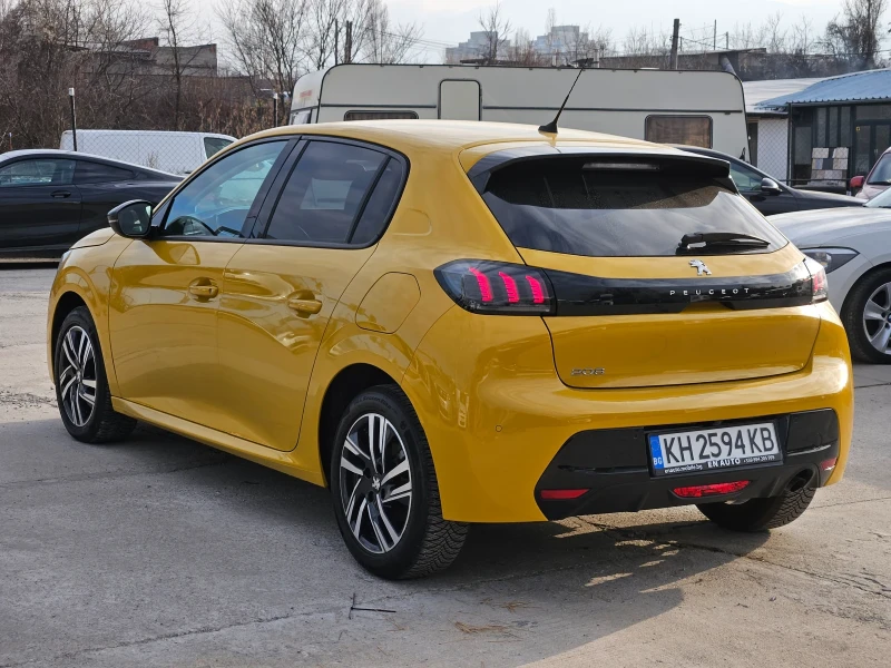 Peugeot 208, снимка 7 - Автомобили и джипове - 52876693