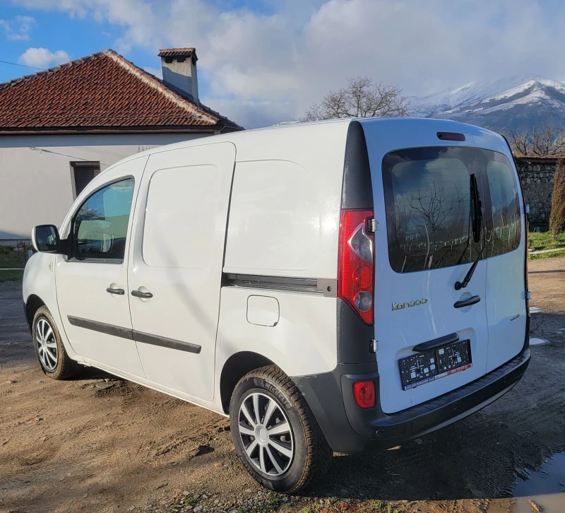 Renault Kangoo, снимка 4 - Автомобили и джипове - 53526706