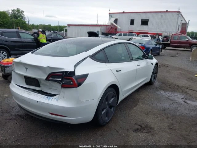 Tesla Model 3 * LONG RANGE* DUAL MOTOR* КОЖА* ПОДГРЕВ* ПАНОРАМА*, снимка 4 - Автомобили и джипове - 55119641