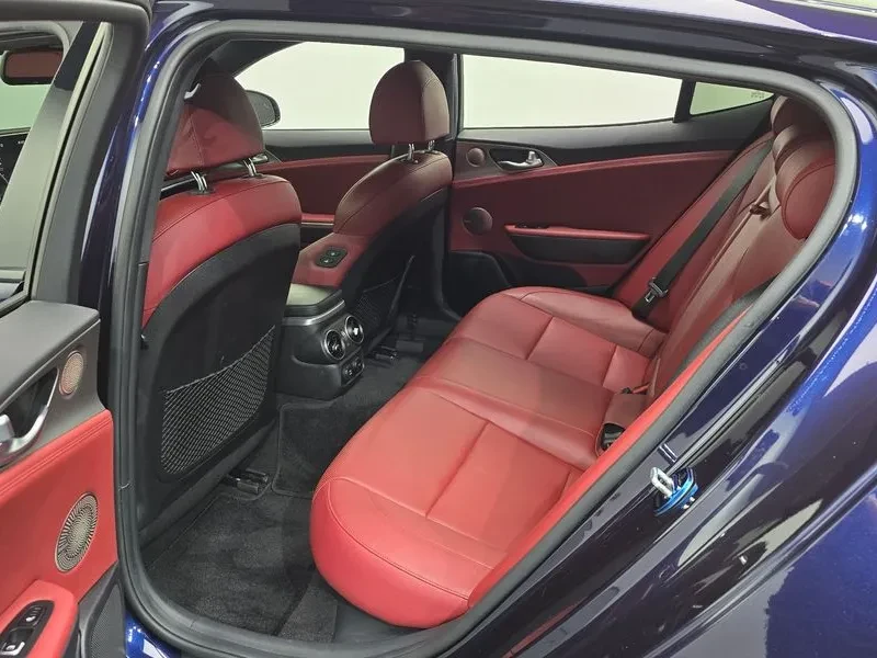 Kia Stinger 2.0 Turbo 2Wd Platinum, снимка 11 - Автомобили и джипове - 56357057