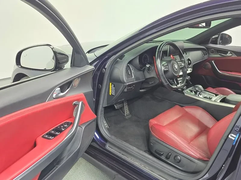 Kia Stinger 2.0 Turbo 2Wd Platinum, снимка 10 - Автомобили и джипове - 56357057