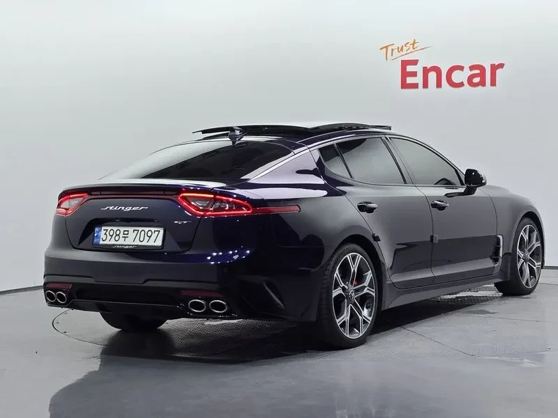 Kia Stinger 2.0 Turbo 2Wd Platinum, снимка 2 - Автомобили и джипове - 56357057
