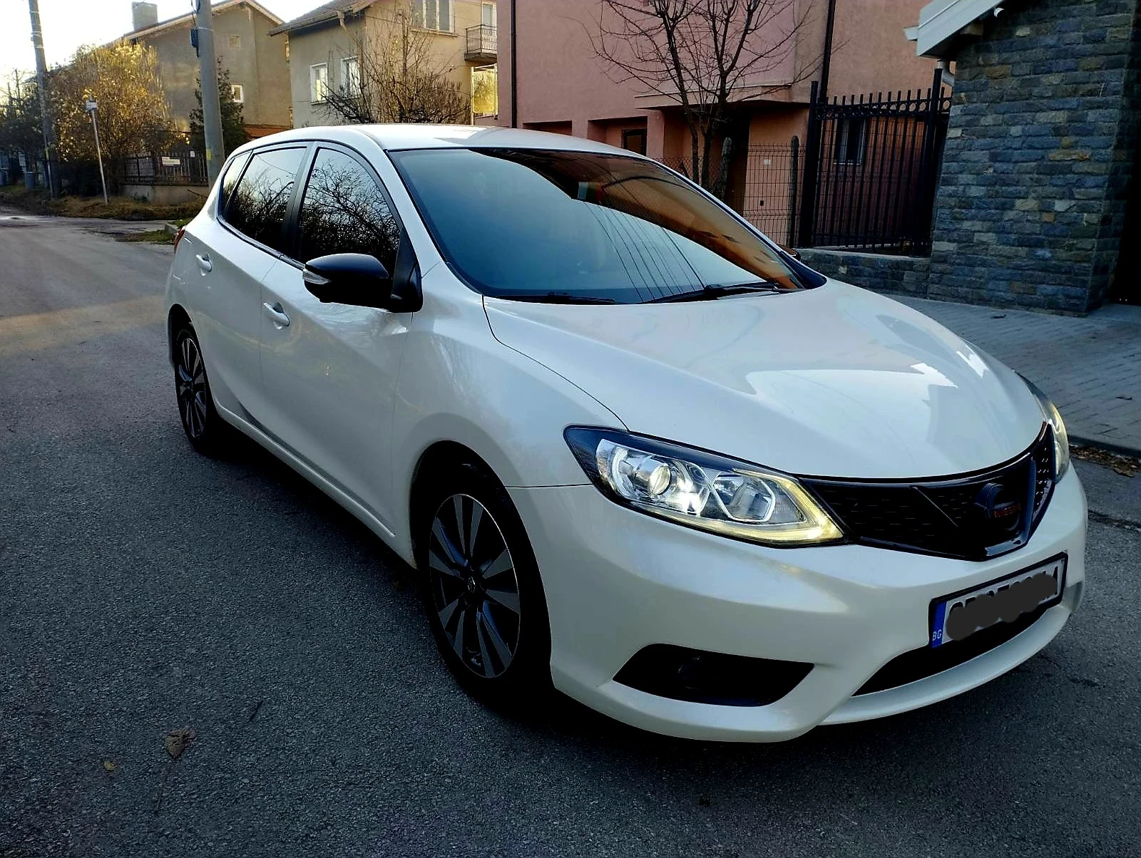 Nissan Pulsar ПЕРФЕКТЕН!1.5dci* 360 камери* Навигация* Full LED - изображение 5