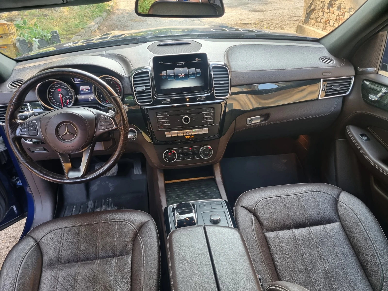 Mercedes-Benz GLS 450 3.0/v6/9g-tronic - изображение 6