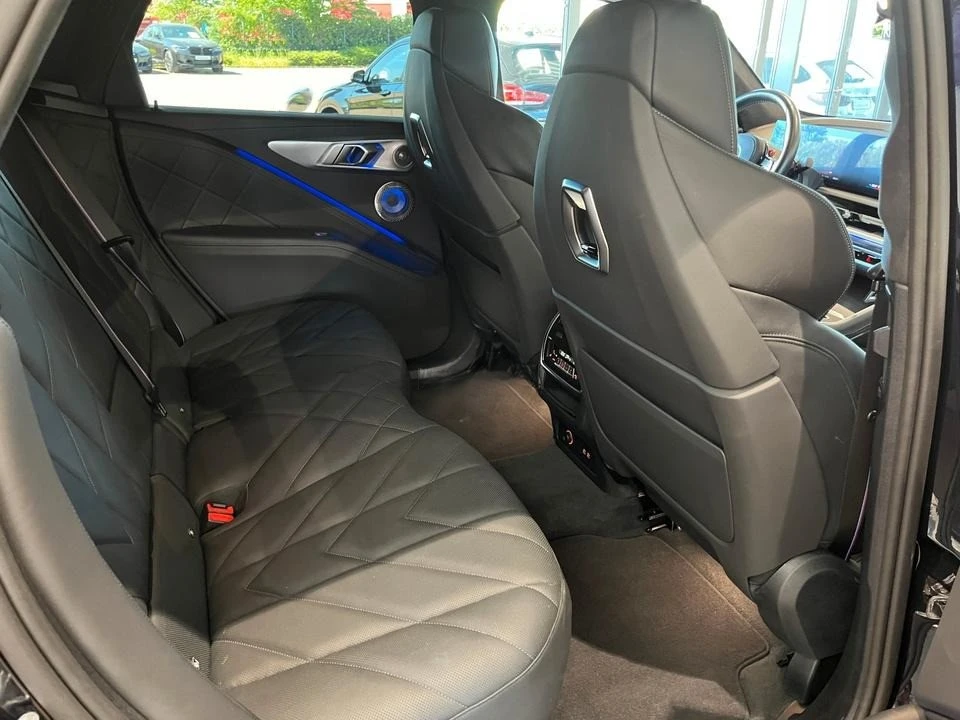 BMW XM 4.4 V8/PLUG-IN/CARBON/B&W/ICONIC GLOW/SHADOW LINE/ | Mobile.bg   13