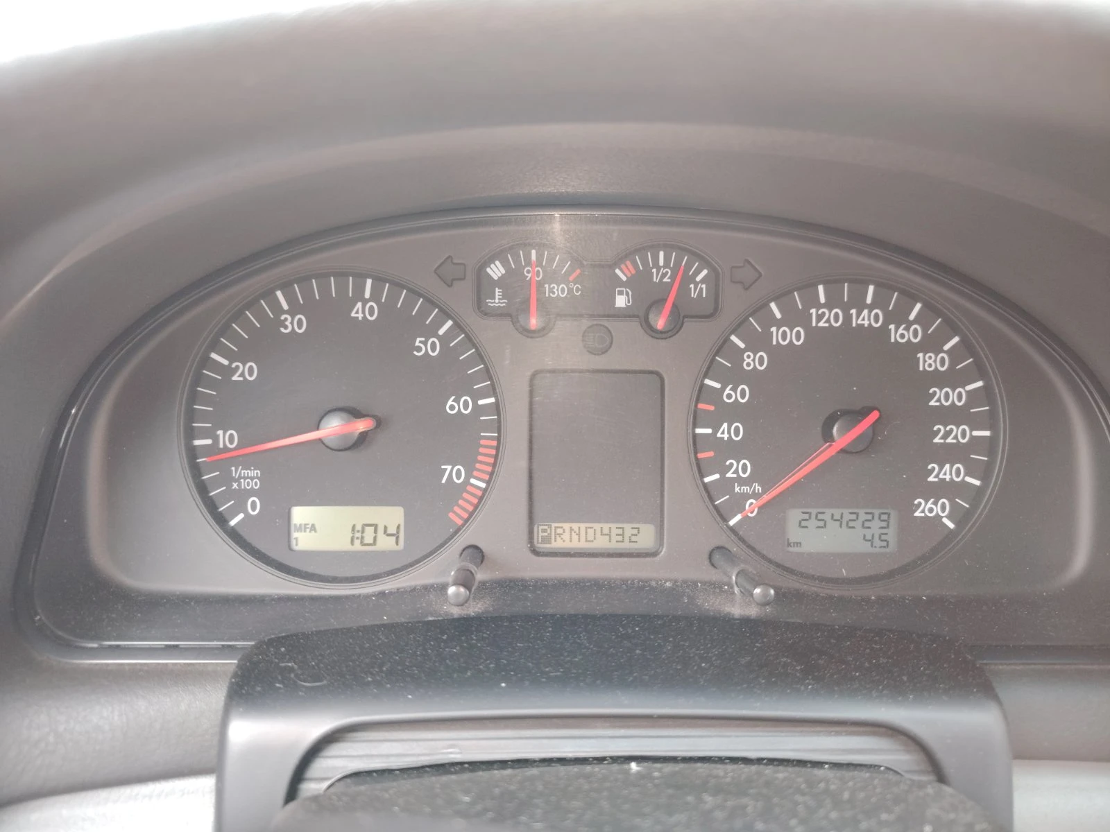 VW Passat 4MOTION* 2.8* 193КС* ГАЗ*  - изображение 6