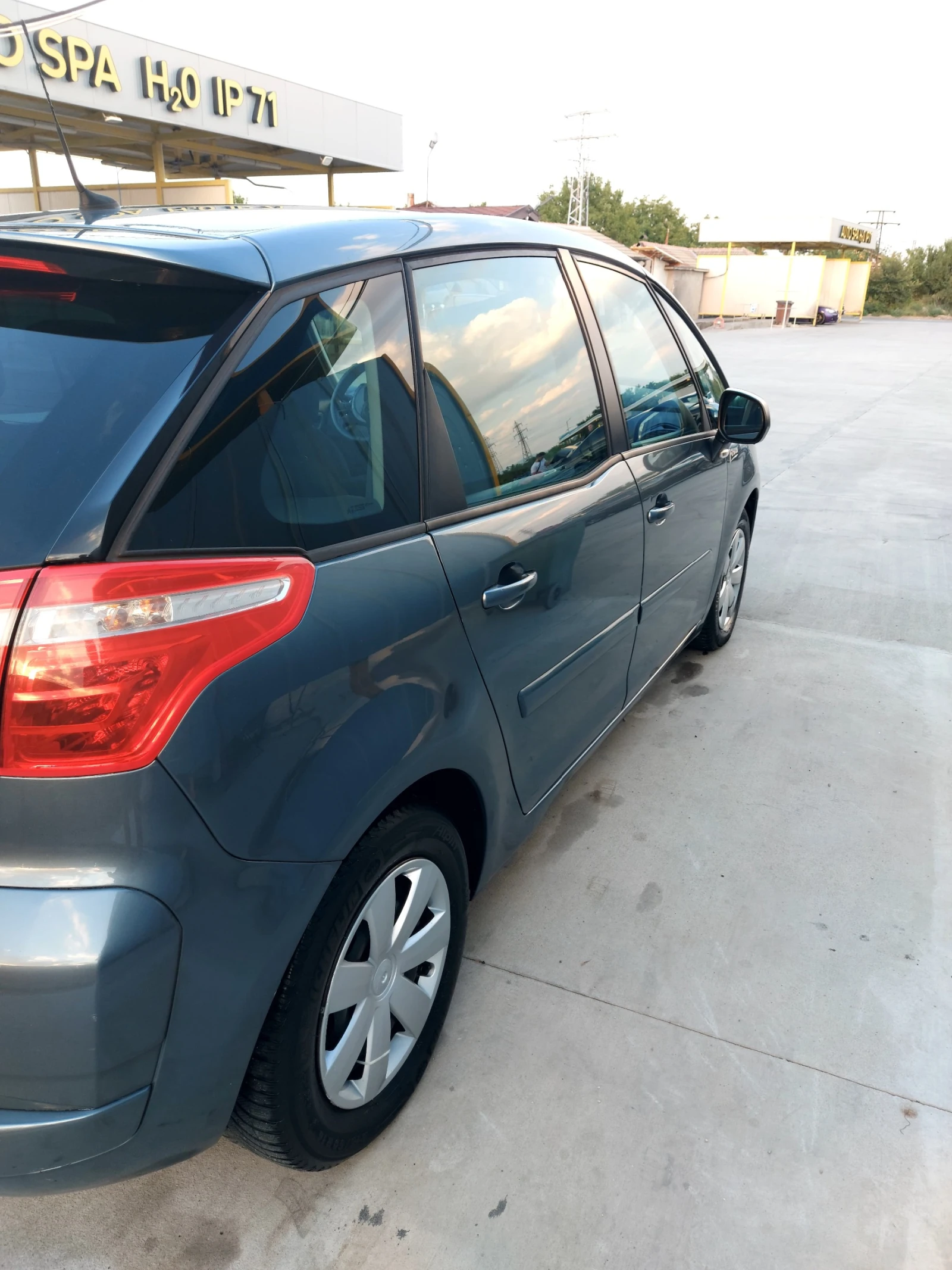 Citroen C4 Picasso 2.0i 16V - изображение 5
