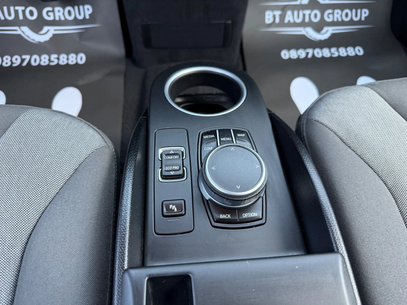 BMW i3 120AH/КАМЕРА/ТЕРМОПОМПА/ГАРАНЦИЯ/ГОЛЯМА НАВИГАЦИЯ | Mobile.bg — изображение 11