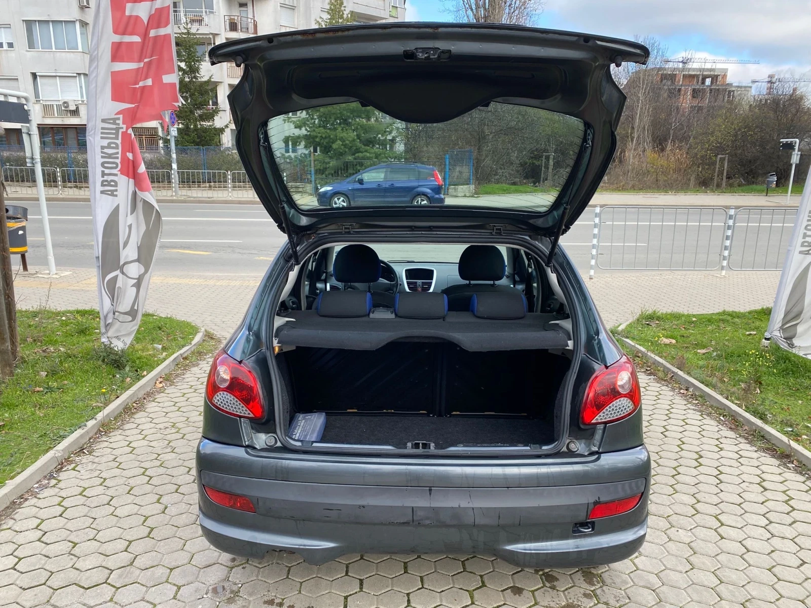 Peugeot 207 1.4i | Mobile.bg   14