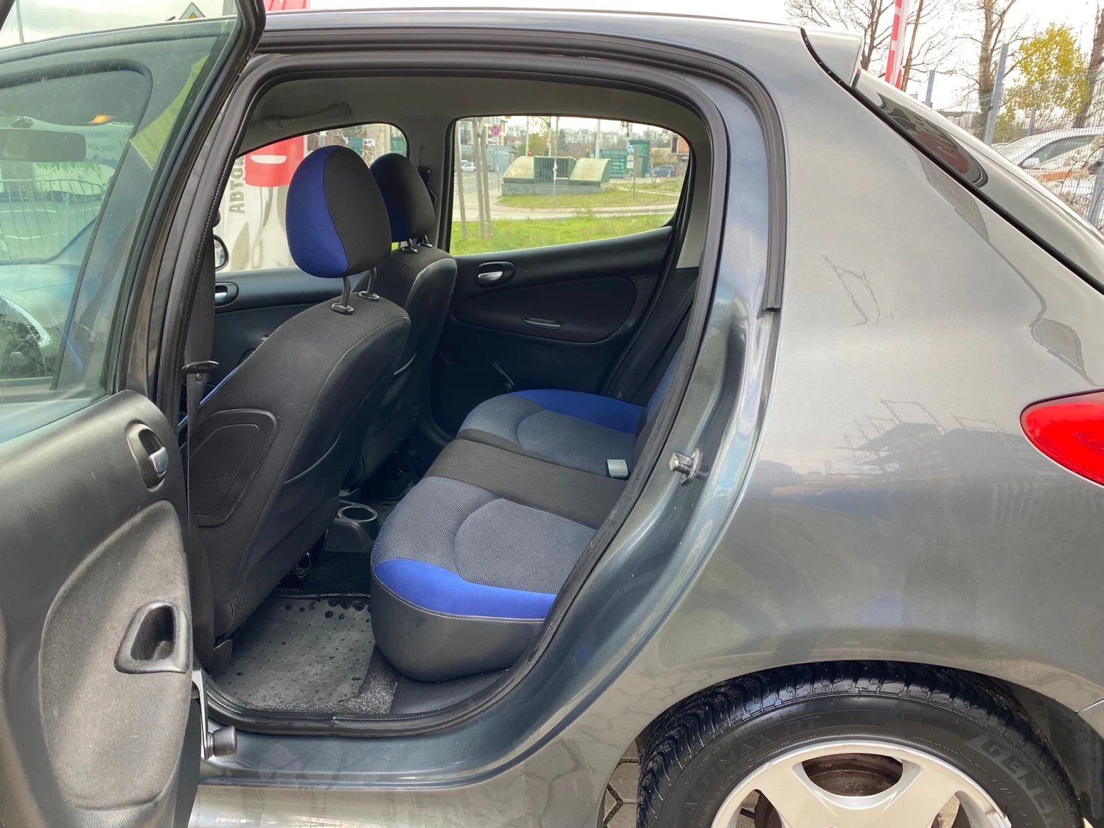 Peugeot 207 1.4i | Mobile.bg   13