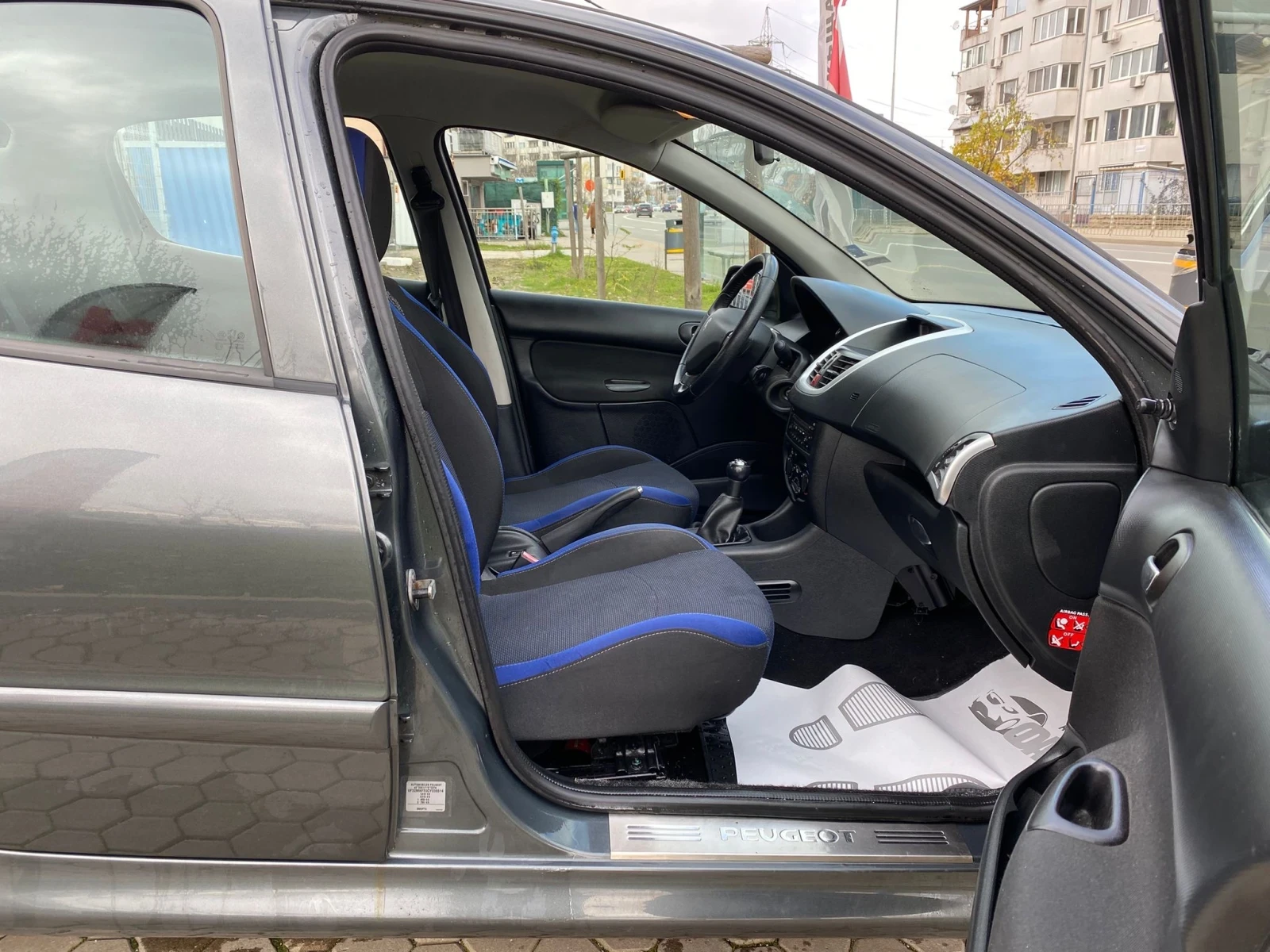 Peugeot 207 1.4i | Mobile.bg   11