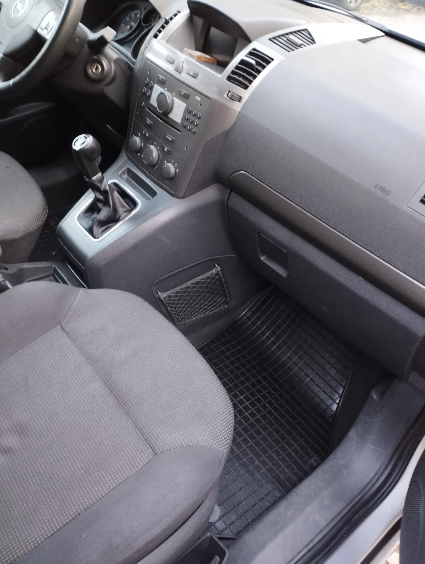 Opel Zafira  - изображение 10