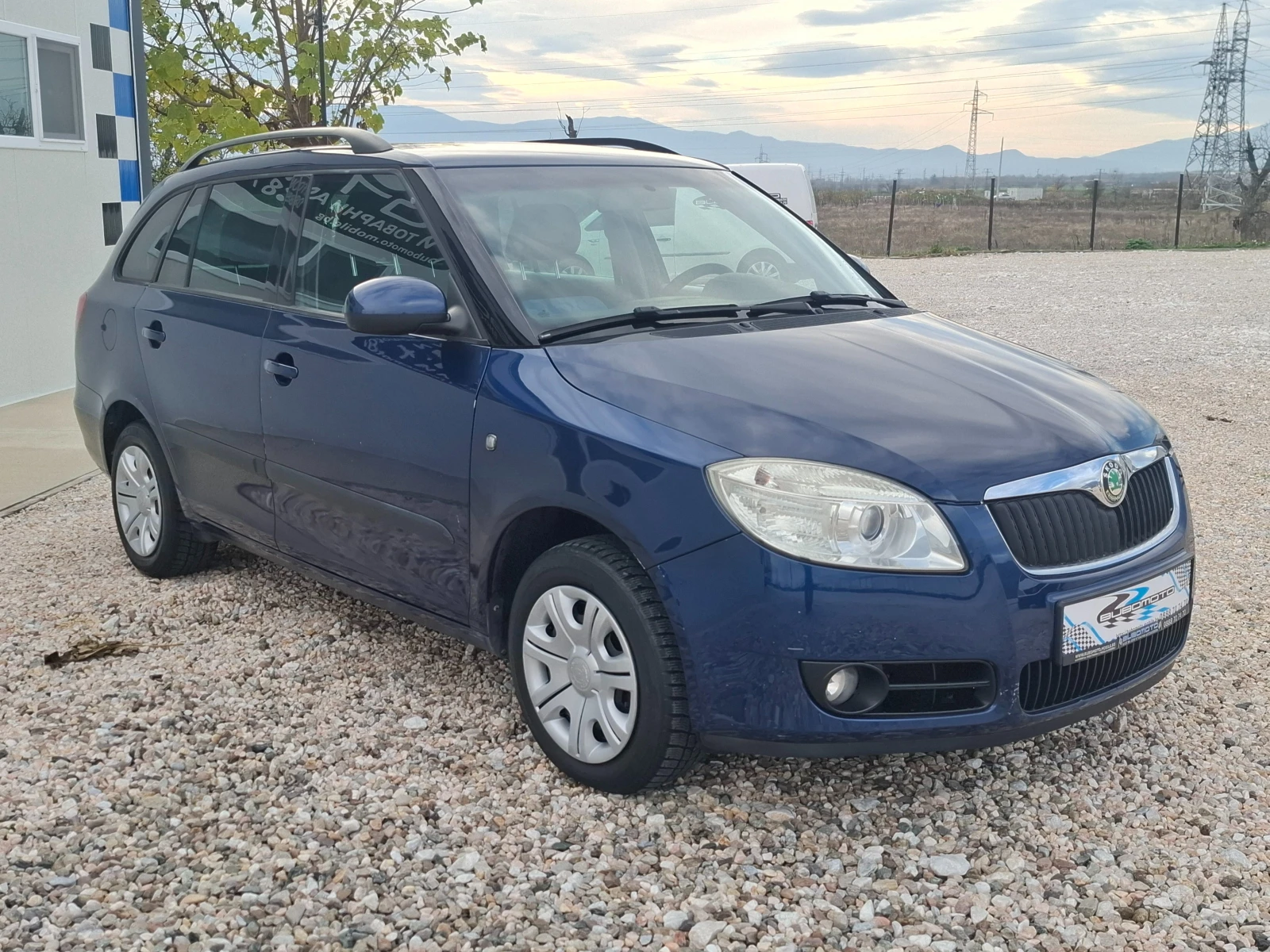 Skoda Fabia 1.4i/Климатик - изображение 4