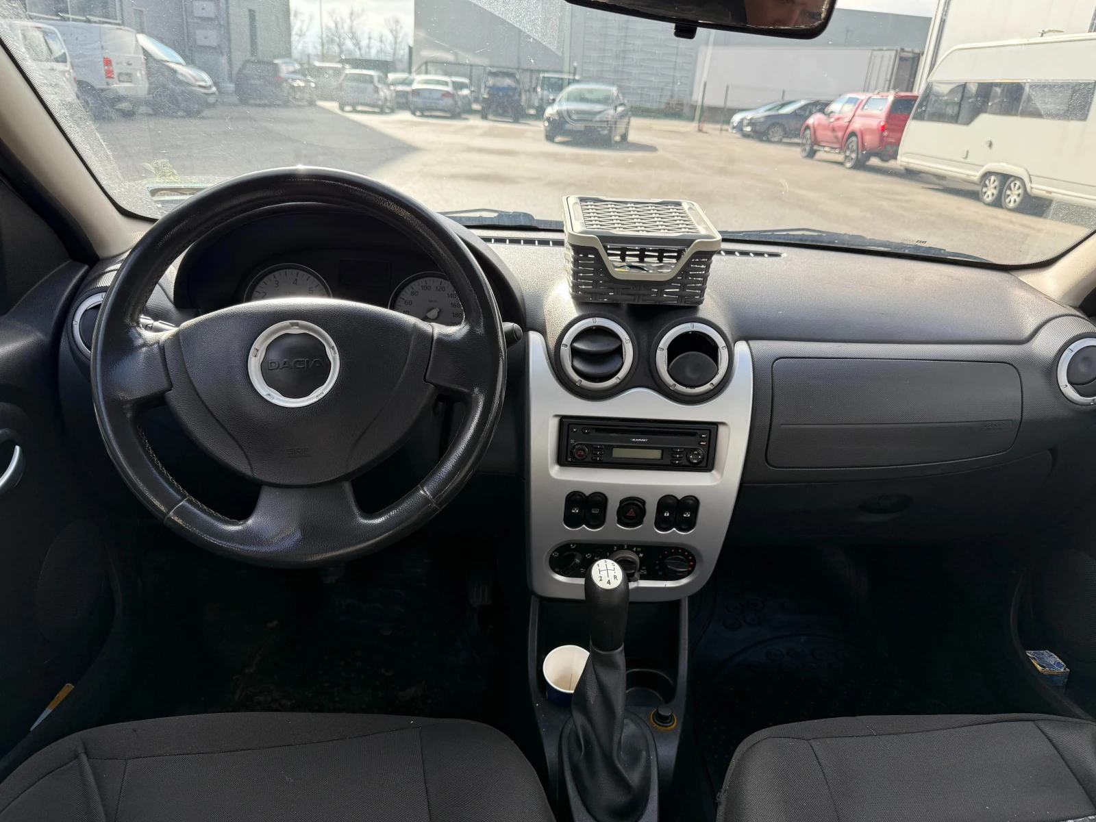 Dacia Sandero DACIA SANDERO 1.5 DCI КЛИМАТИК - изображение 6