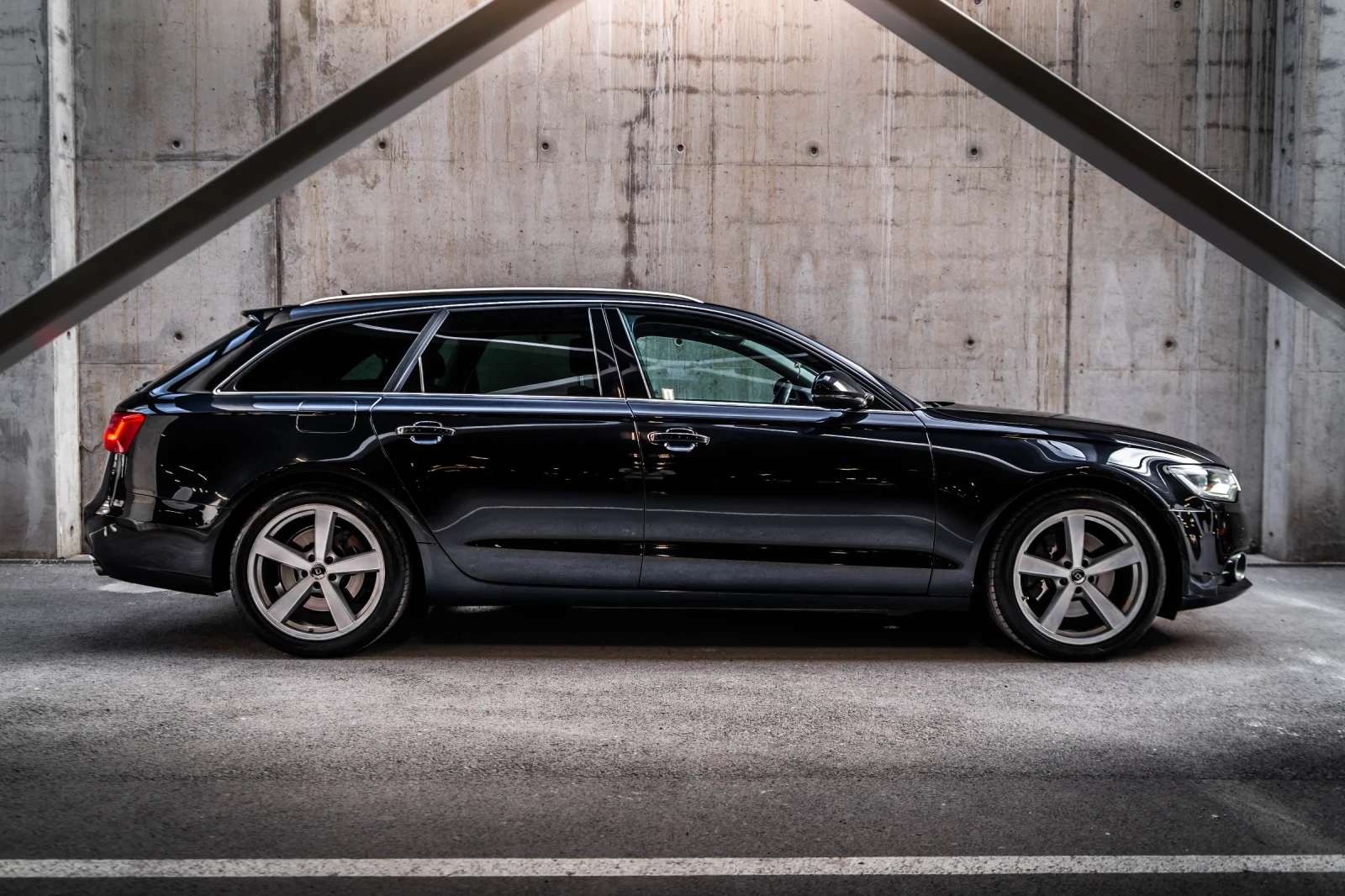 Audi A6, снимка 2 - Автомобили и джипове - 53947560