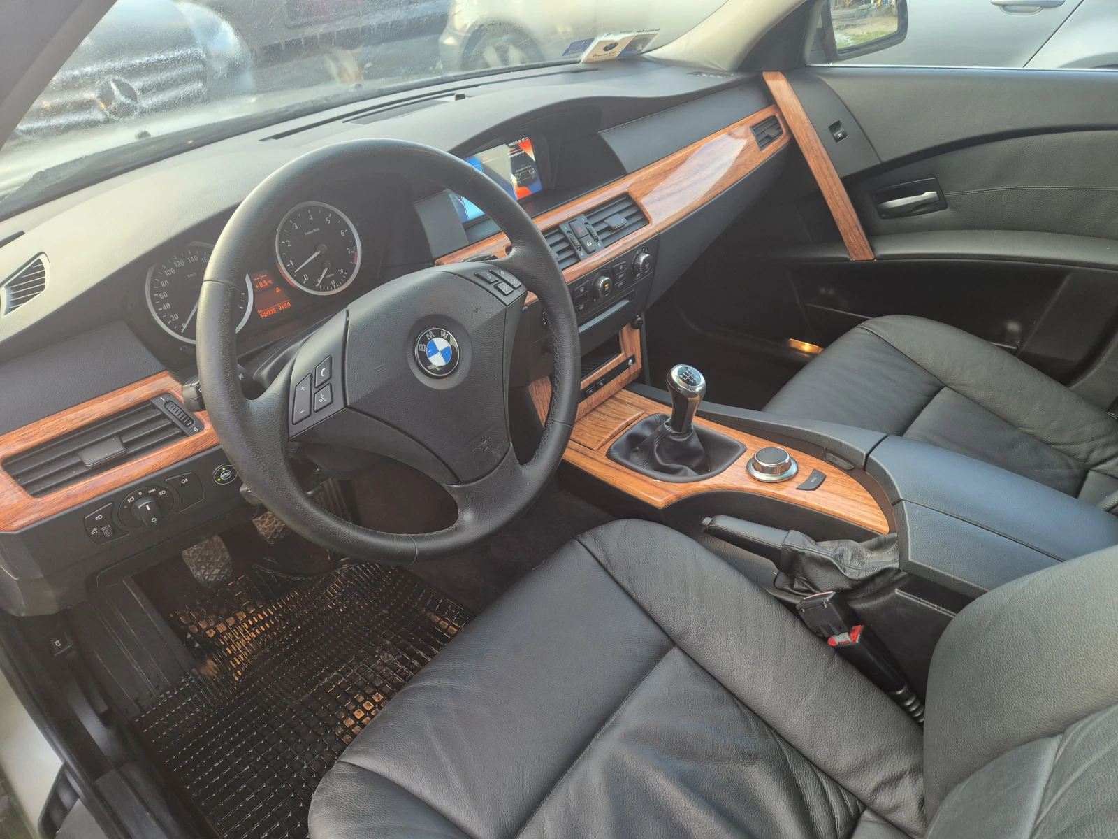 BMW 525 ЧИСТО НОВА! , снимка 11 - Автомобили и джипове - 54168656