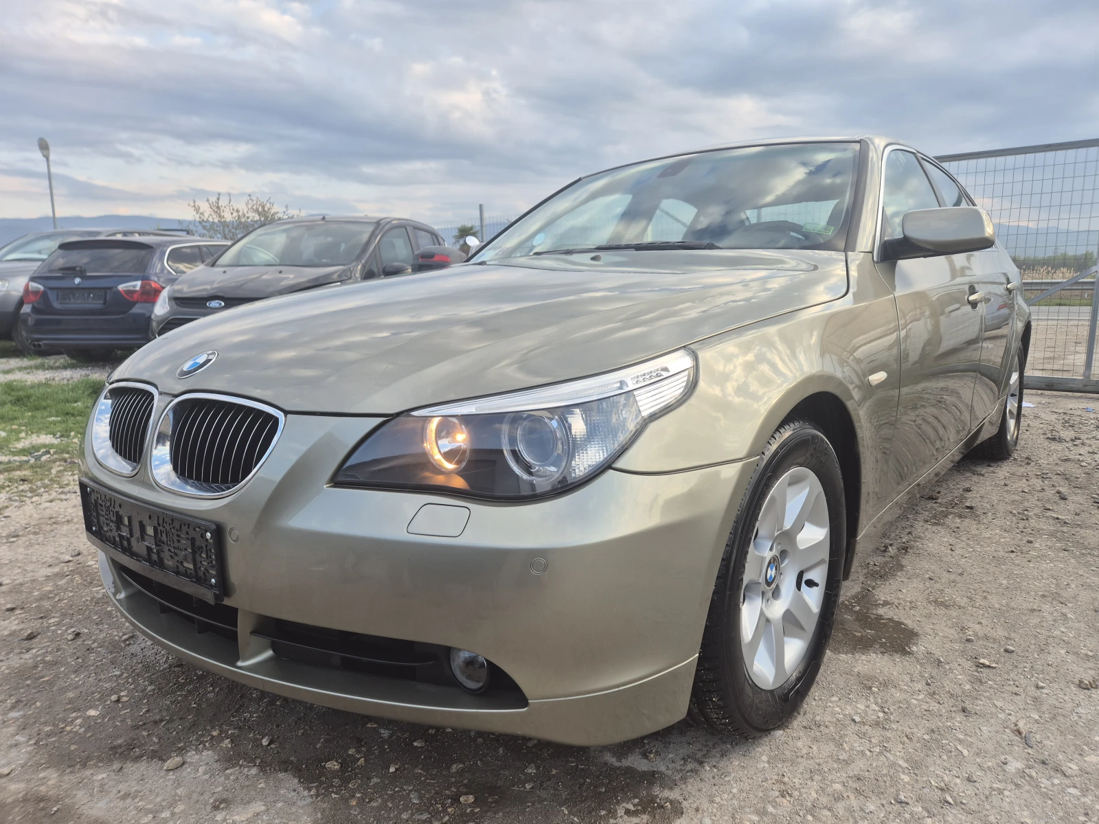 BMW 525 ЧИСТО НОВА! 