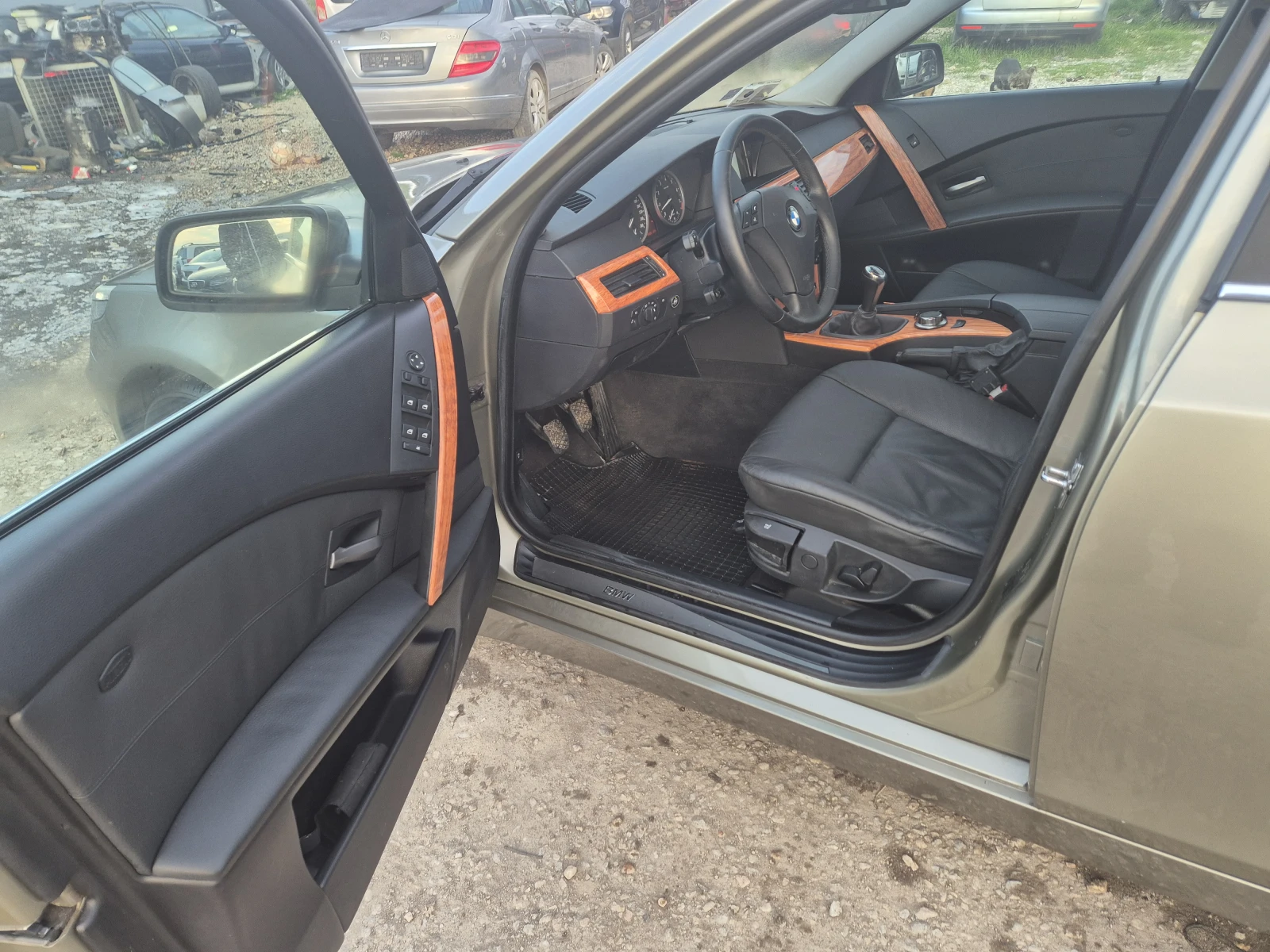 BMW 525 ЧИСТО НОВА! , снимка 9 - Автомобили и джипове - 54168656